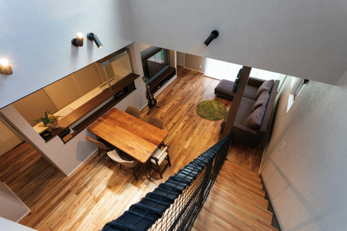 吹き抜けが寒く感じる原因と対策とは？